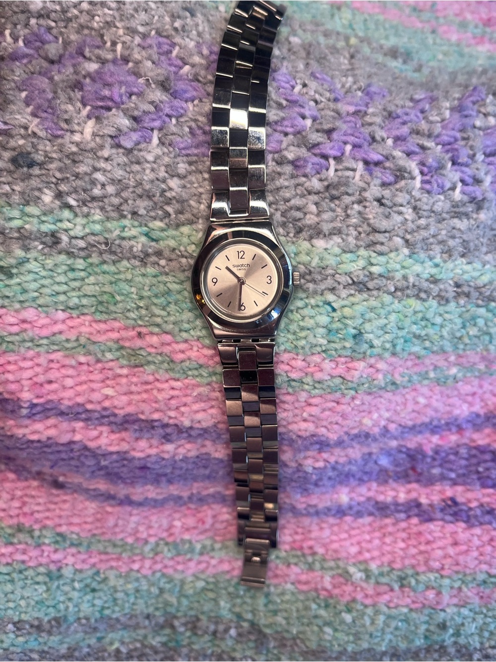 Silver metal swatch